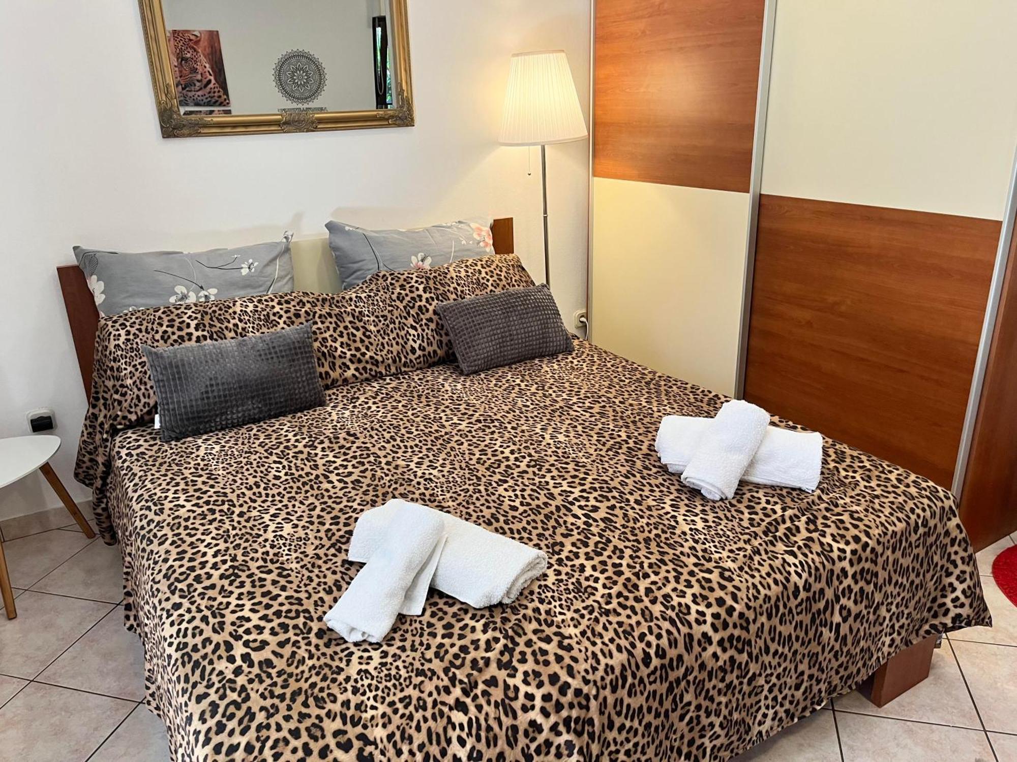 Biba Apartments พูลา ภายนอก รูปภาพ